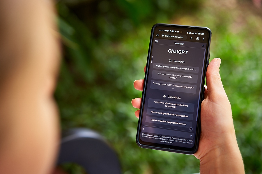 The New Client Journey: Using AI to Find a Lawyer Before Google